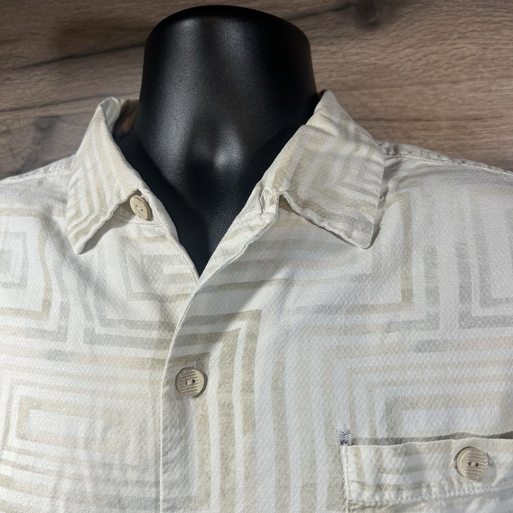Tommy Bahama 100% Silk Button Up Shirt Mens Large Aztec Short Sleeve Hawaiian - Picture 2 of 7